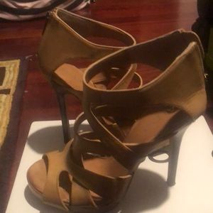 Aldo 4” camel strappy sandal, zip in back by heel.